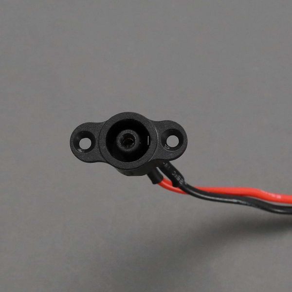 Крышка зарядного порта с кабелем для Xiaomi M365/Pro/Pro2 и Ninebot F20/F25/F30/F40 1734 фото