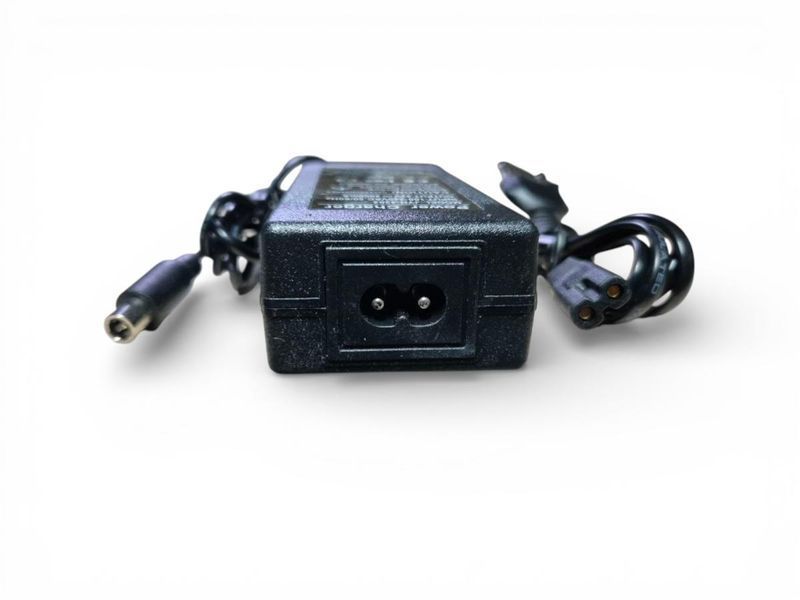 Зарядное устройство 42V 2A для электросамоката Ninebot / Xiaomi M365 120 фото