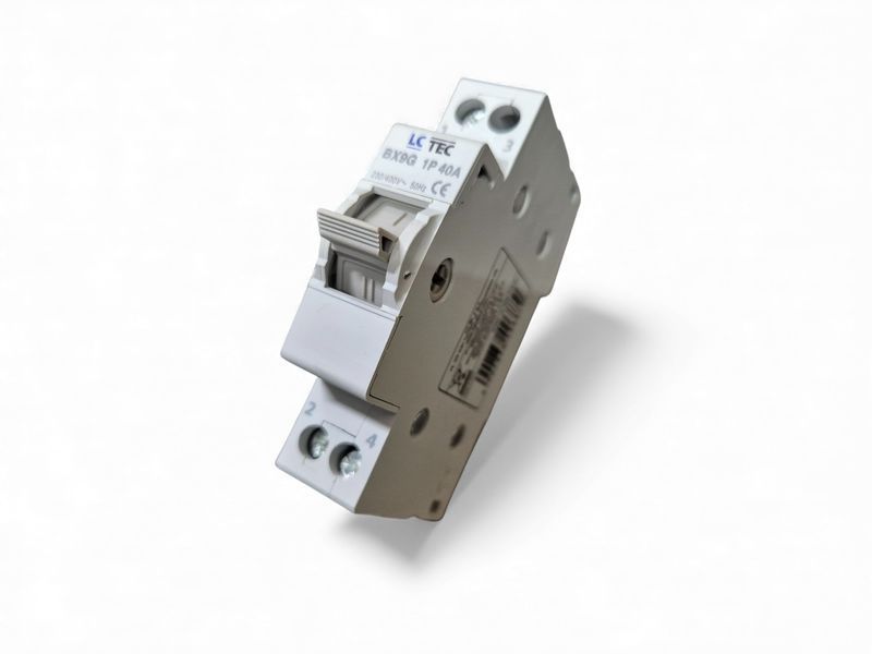 Переключатель ввода резерва 1-0-2 LC TEC BX9G 1P 40A 162 фото